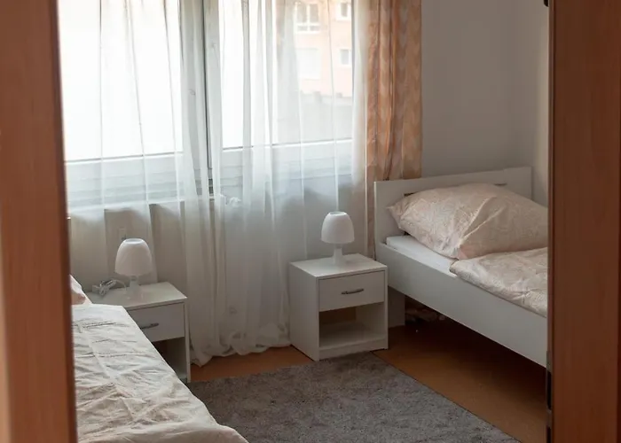 Ferienwohnung * Kassel